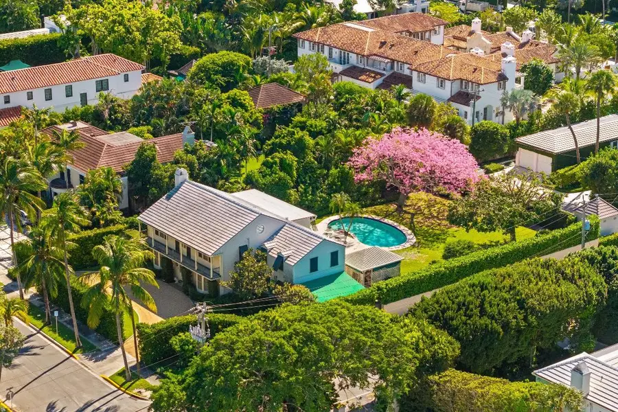 334 Barton Avenue, Palm Beach, FL 33480 - #2