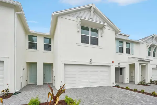 591 Salisbury Circle, Fort Pierce, FL 34982