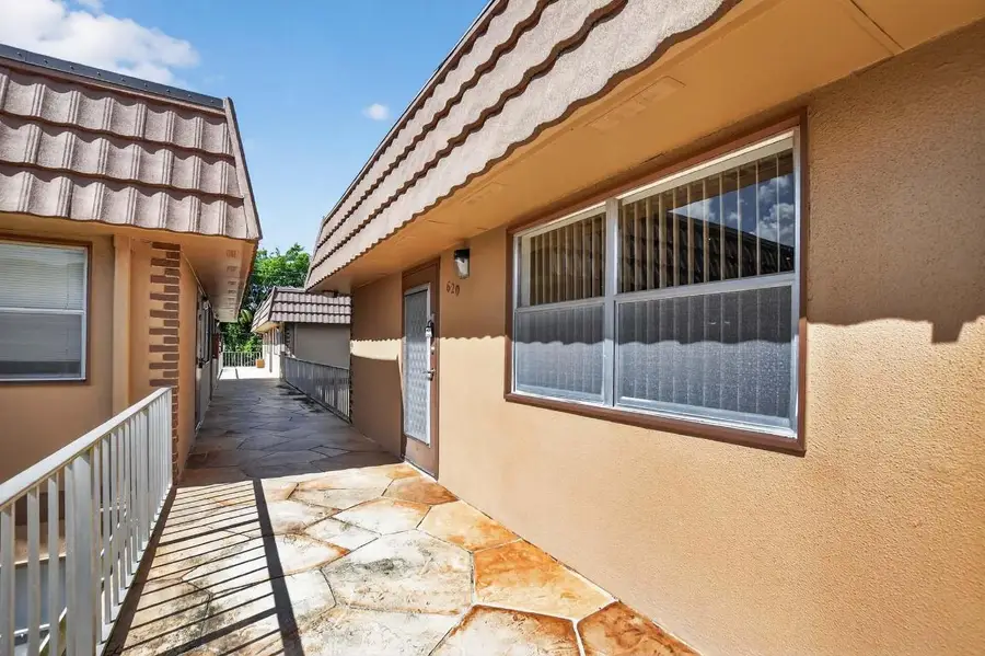 620 Brittany M, Delray Beach, FL 33446 - #2