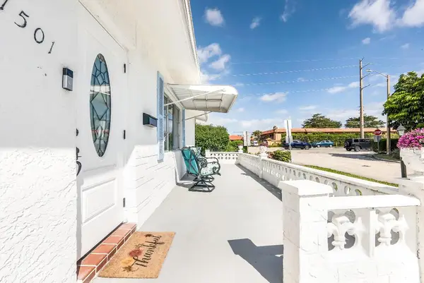 1501 SW 18th Drive, Boynton Beach, FL 33426