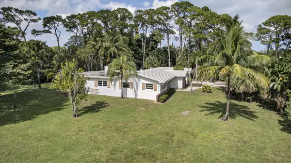 8855 N Bates Road, Palm Beach Gardens, FL 33418