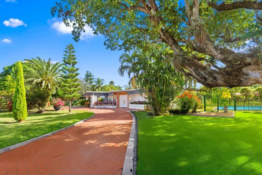 5104 White Oak Lane E, Tamarac, FL 33319 - #2