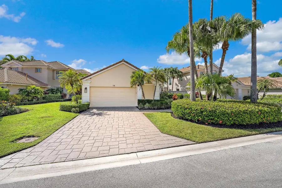 718 Pinehurst Way, Palm Beach Gardens, FL 33418 - #3