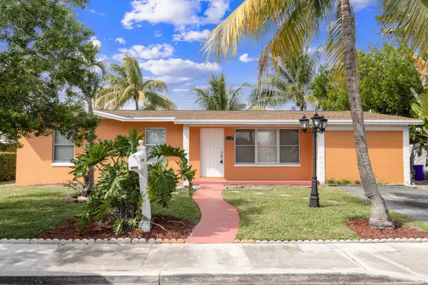 3329 El Vedado Court E, West Palm Beach, FL 33405
