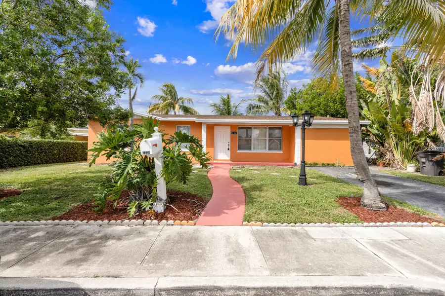 3329 El Vedado Court E, West Palm Beach, FL 33405 - #2