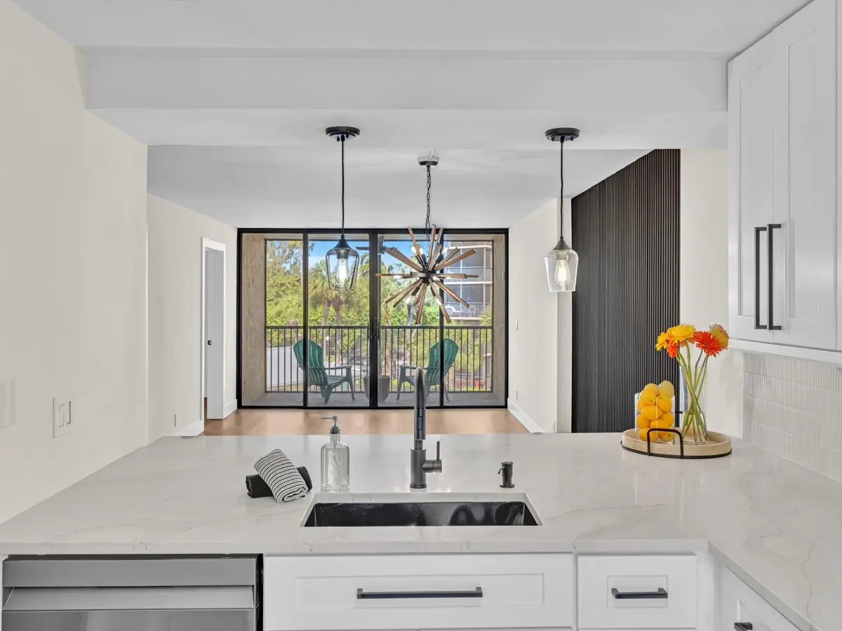 21 Royal Palm Way #303, Boca Raton, FL 33432 - #1