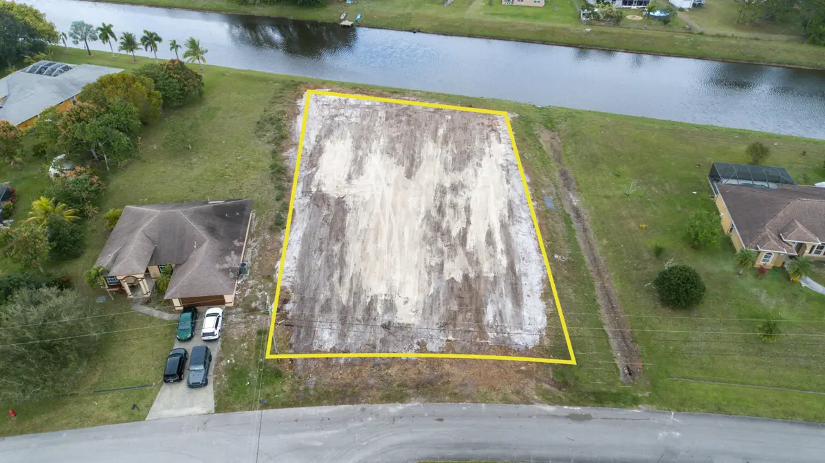 121 SW Hawthorne Circle, Port Saint Lucie, FL 34953 - #1