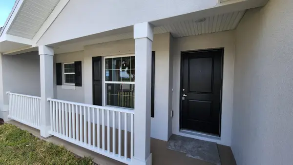 2049 SW Bayshore Boulevard, Port St Lucie, FL 34984