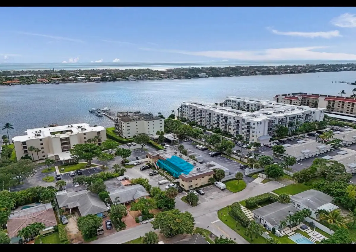 1204 S Lake Drive #4, Lantana, FL 33462 - #1