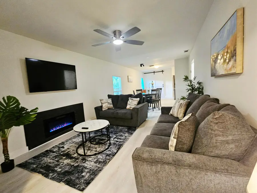 719 Briggs Street, West Palm Beach, FL 33405 - #3