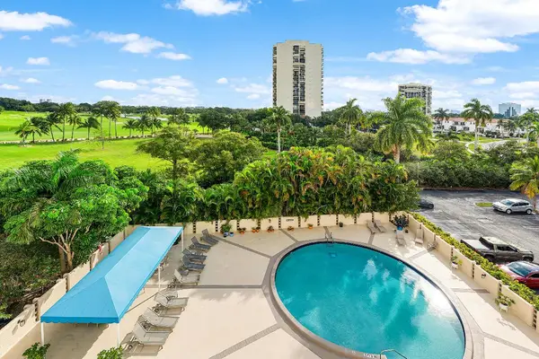 2400 Presidential Way #503, West Palm Beach, FL 33401