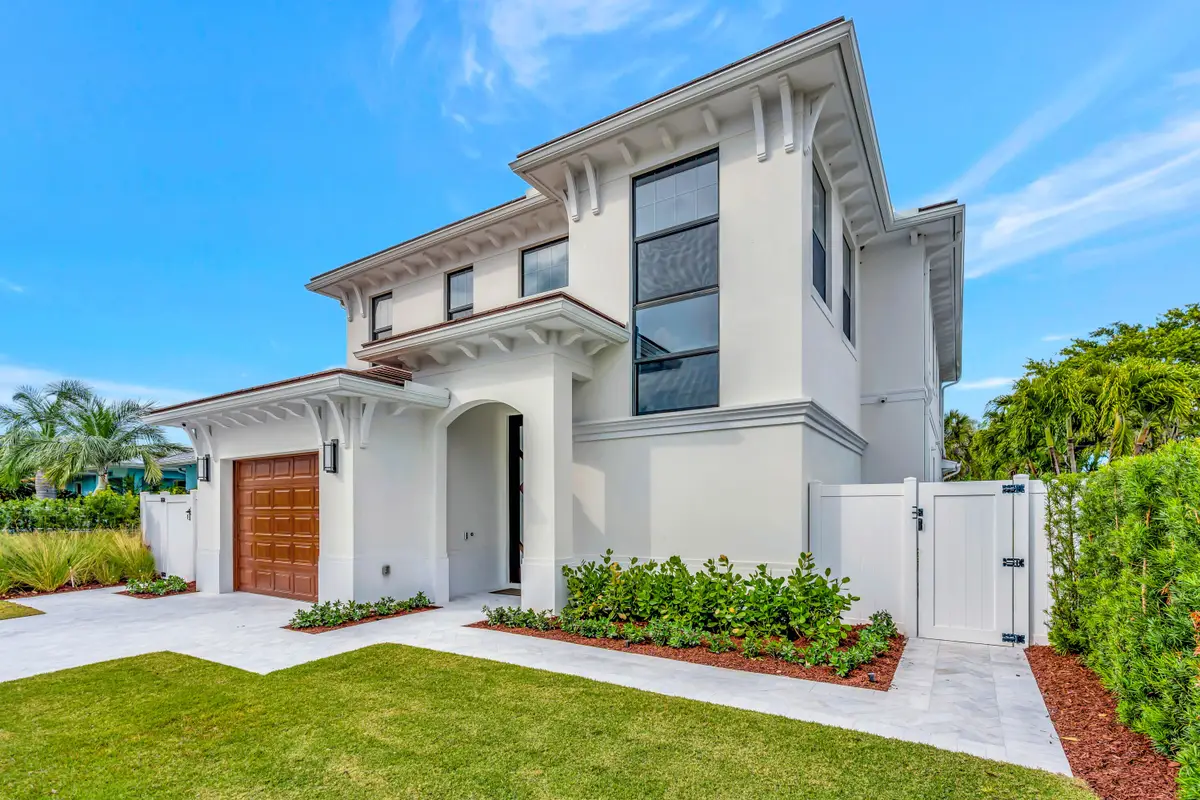 245 Alhambra Place, West Palm Beach, FL 33405 - #1