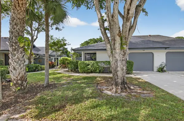 5082 Pine Drive, Boynton Beach, FL 33437