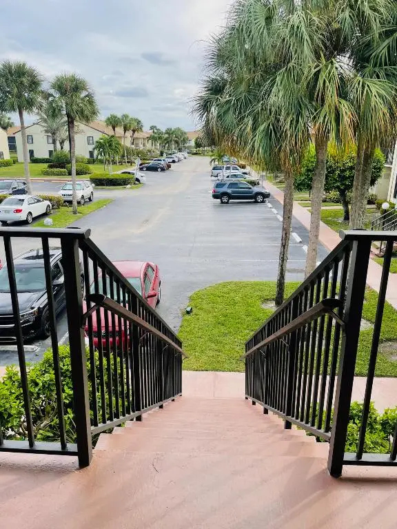 7867 Willow Spring Drive #821, Lake Worth, FL 33467 - #3