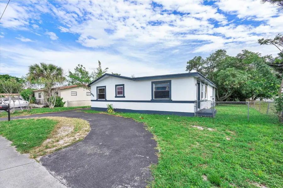 2300 NW 31st Avenue, Fort Lauderdale, FL 33311 - #2
