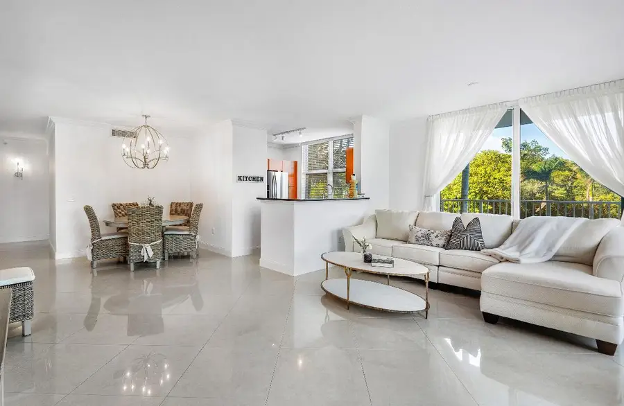 700 E Boynton Beach Boulevard #202, Boynton Beach, FL 33435 - #3