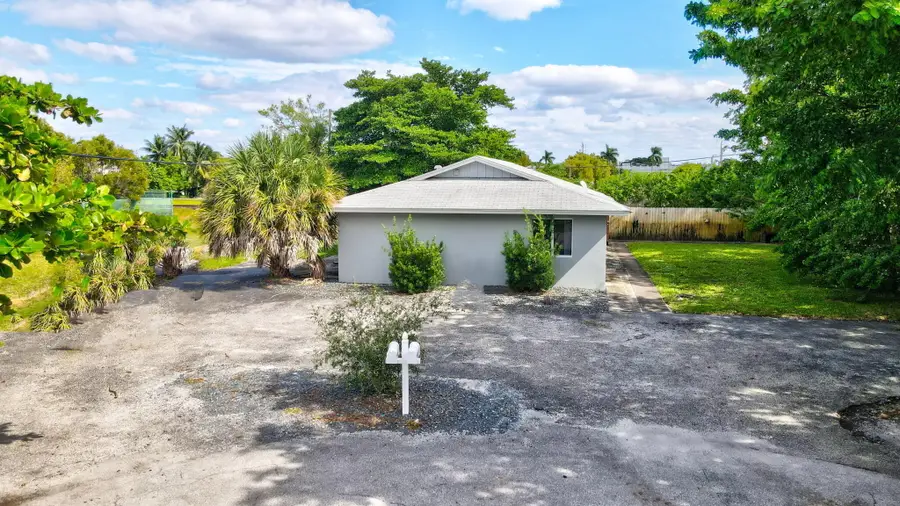 2227 NE 3rd Avenue #1 & 2, Delray Beach, FL 33444 - #3