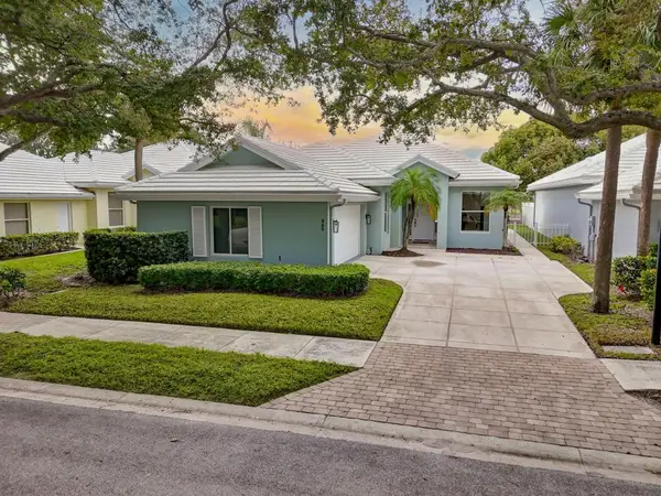 945 Bear Island Circle, West Palm Beach, FL 33409