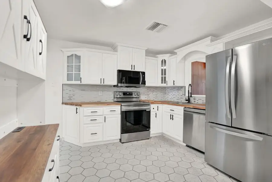 218 SW 12th Avenue, Boynton Beach, FL 33435 - #2