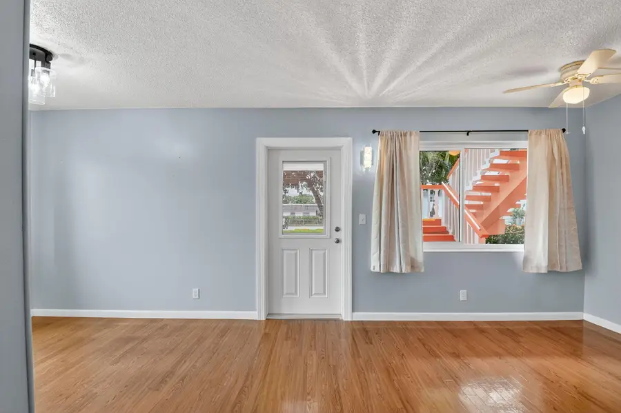 331 Sheffield N, West Palm Beach, FL 33417 - #2