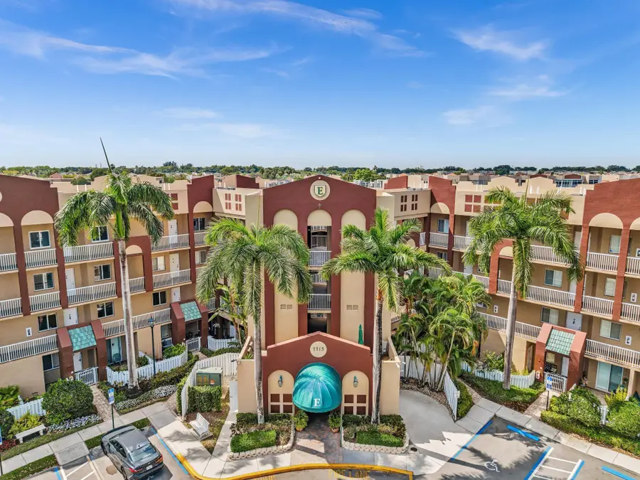 7715 Southampton Terrace #402, Tamarac, FL 33321 - #3