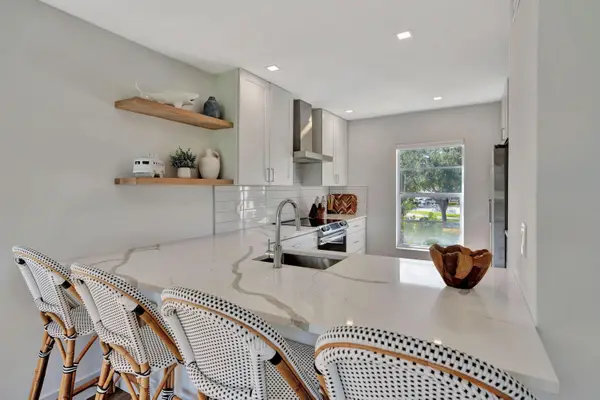 18419 SE Wood Haven Lane #E, Jupiter, FL 33469