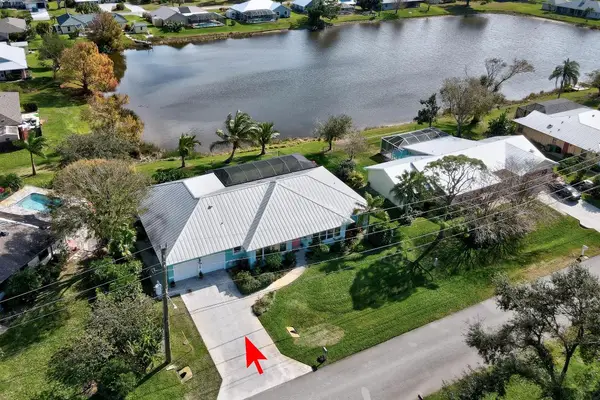 5212 Feather Creek Drive, Fort Pierce, FL 34951