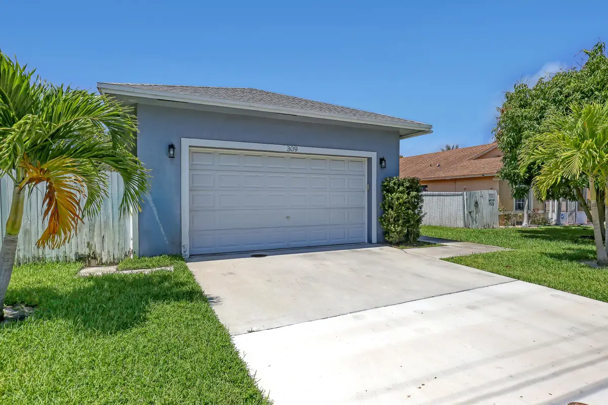 309 NE 11th Avenue, Boynton Beach, FL 33435 - #1