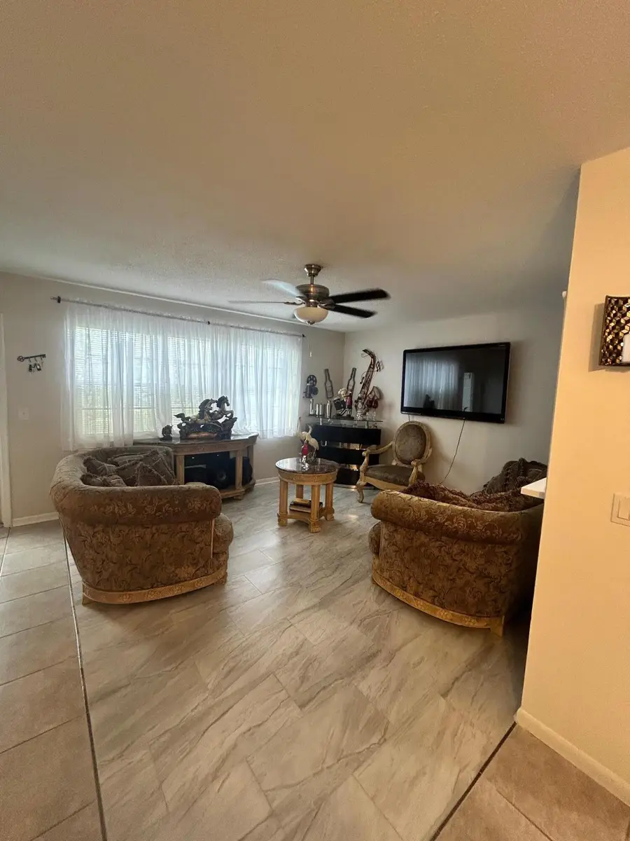 347 Norwich O, West Palm Beach, FL 33417 - #3