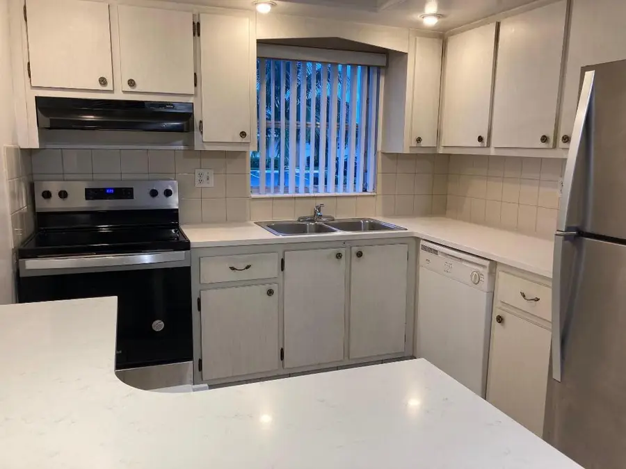 2894 Crosley Drive E #J, West Palm Beach, FL 33415 - #2