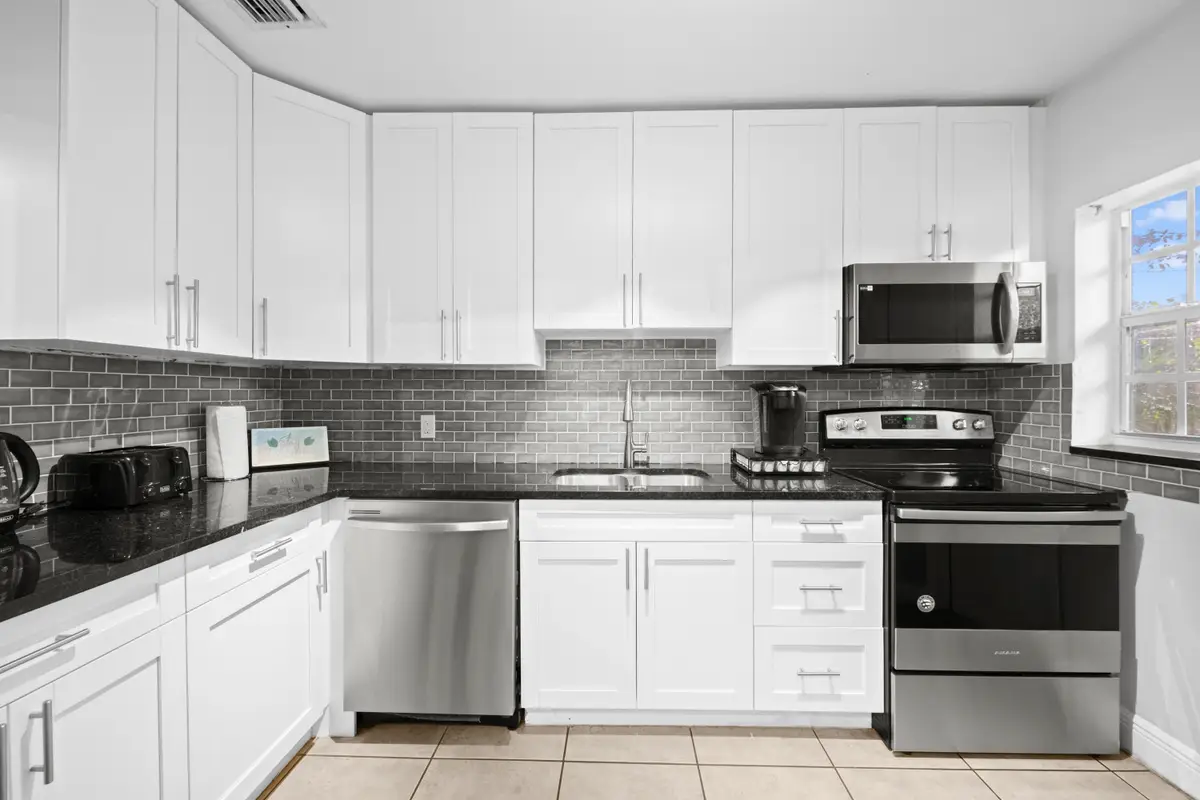 1213 NW 7th Avenue, Fort Lauderdale, FL 33311 - #1