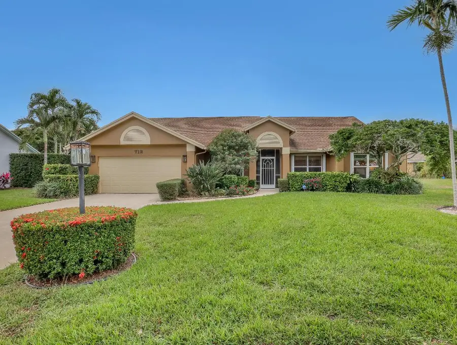 712 Golf Court, Delray Beach, FL 33445 - #2