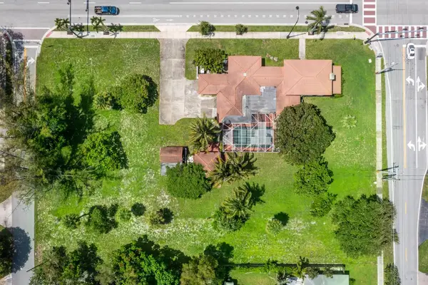556 E Hillsboro Boulevard, Deerfield Beach, FL 33441