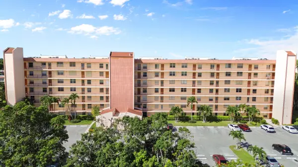 14671 Bonaire Boulevard #404, Delray Beach, FL 33446