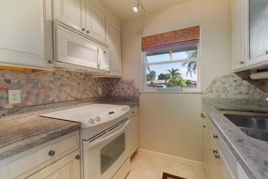 1042 North Drive #A, Delray Beach, FL 33445 - #3