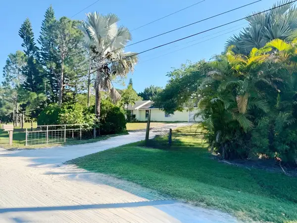 14790 87th Street N, Loxahatchee, FL 33470