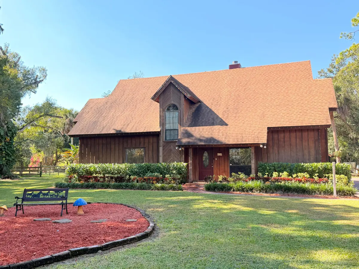 505 SE 18th Way, Okeechobee, FL 34974 - #1