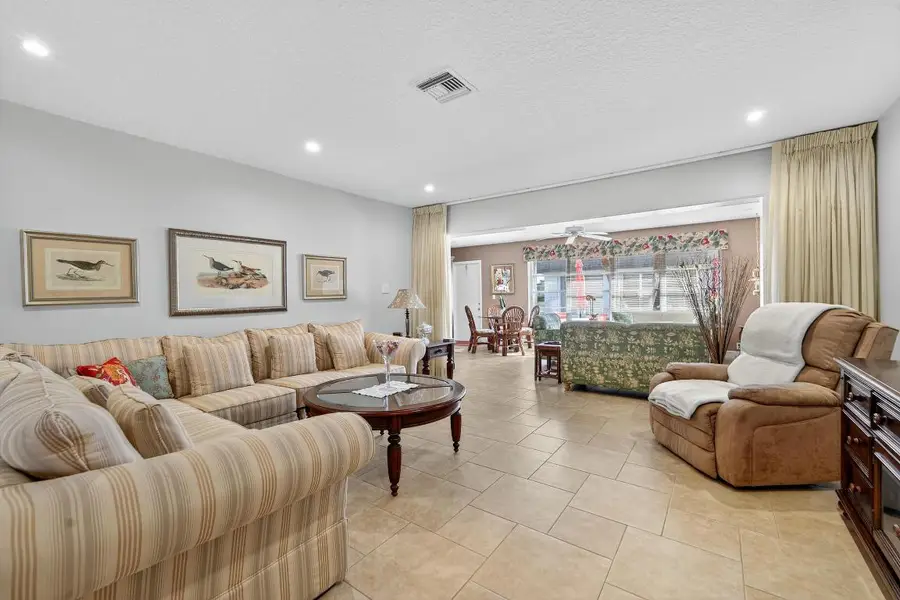 2638 E Gately Drive #83, West Palm Beach, FL 33415 - #3