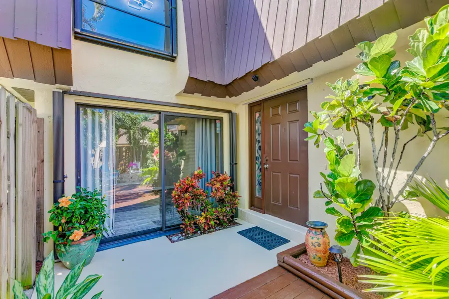 3530 E Gardens East Drive E #B, Palm Beach Gardens, FL 33410 - #3