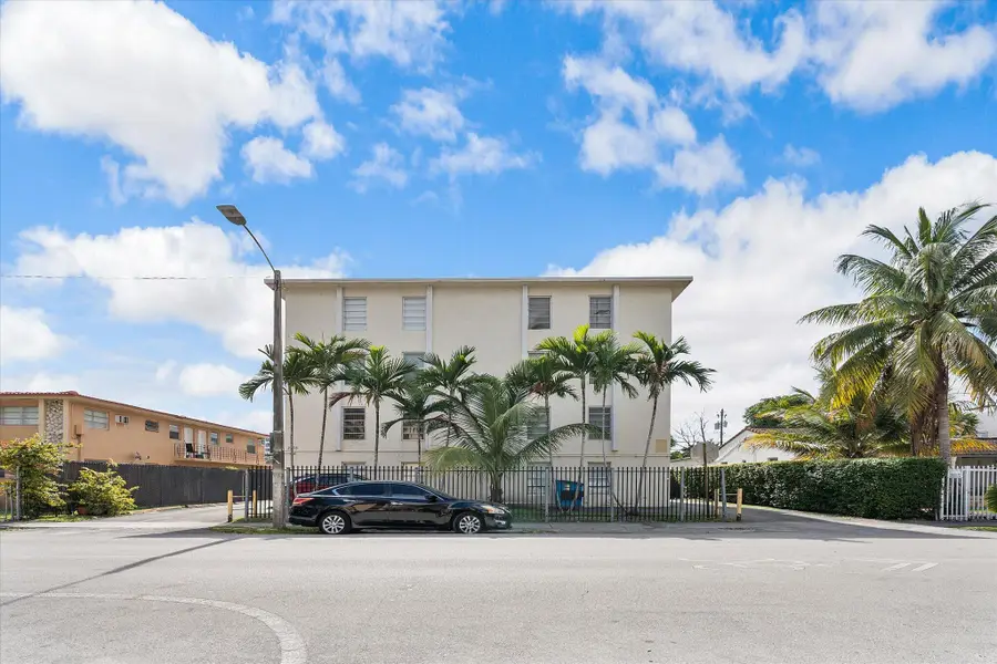 2138 SW 6th Street #301, Miami, FL 33135 - #2