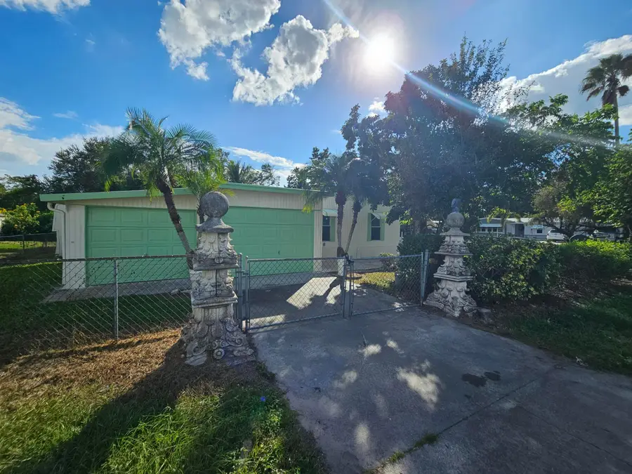 2909 SE 39 Avenue, Okeechobee, FL 34974 - #2