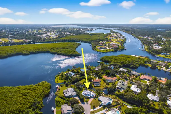 802 SE Portage Avenue, Port St Lucie, FL 34984