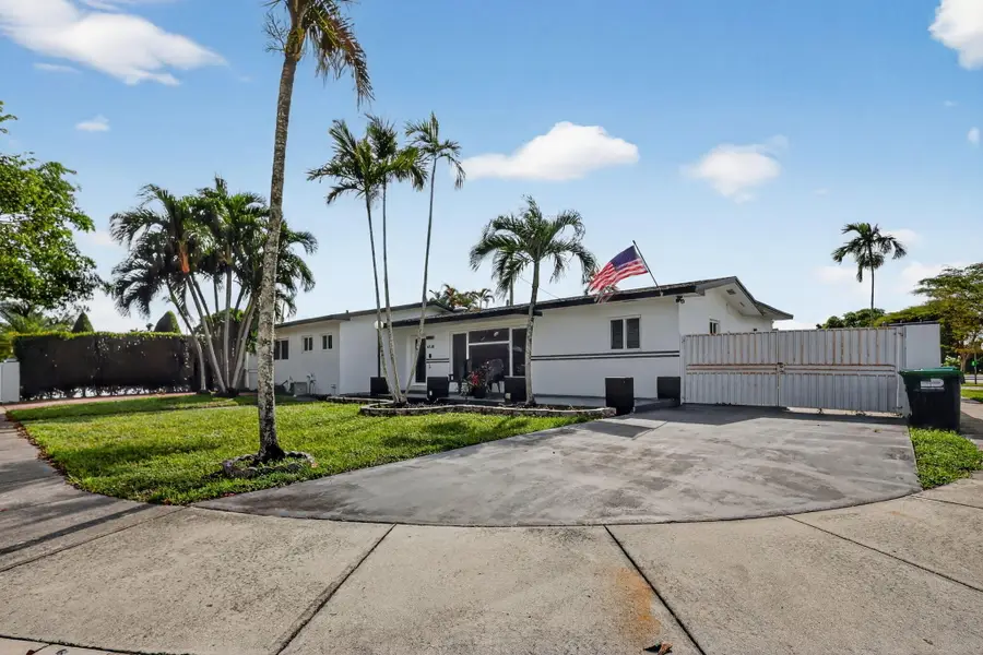 6120 NW 110th Terrace, Hialeah, FL 33012 - #2