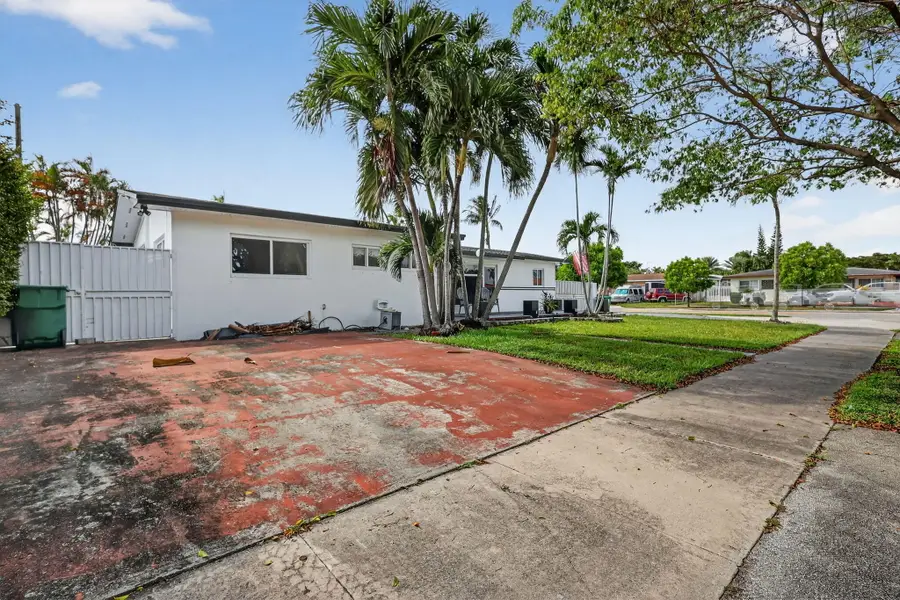 6120 NW 110th Terrace, Hialeah, FL 33012 - #3