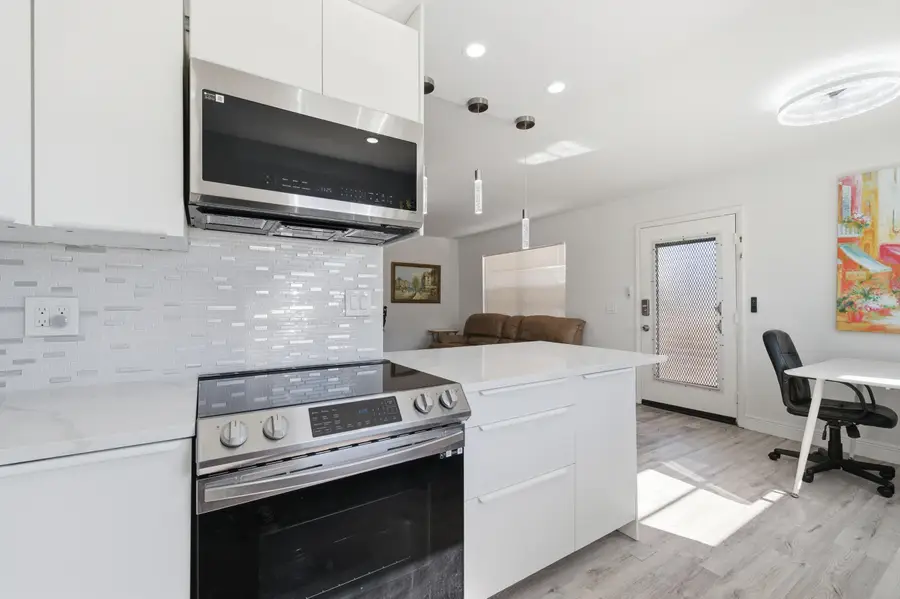 193 Burgundy E, Delray Beach, FL 33484 - #3