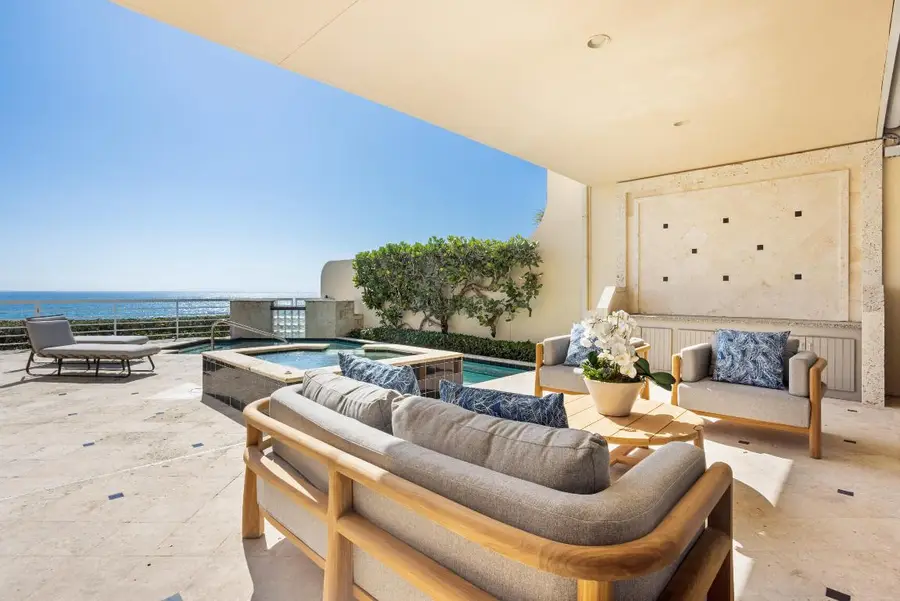 2 Sloans Curve Drive, Palm Beach, FL 33480 - #2