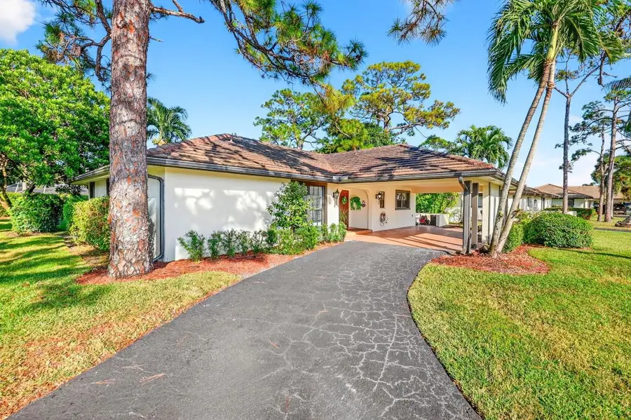 435 Pine Villa Drive, Atlantis, FL 33462 - #3