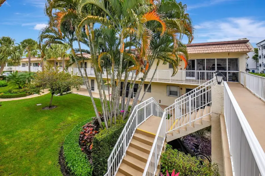 638 Snug Harbor Drive #E11, Boynton Beach, FL 33435 - #3