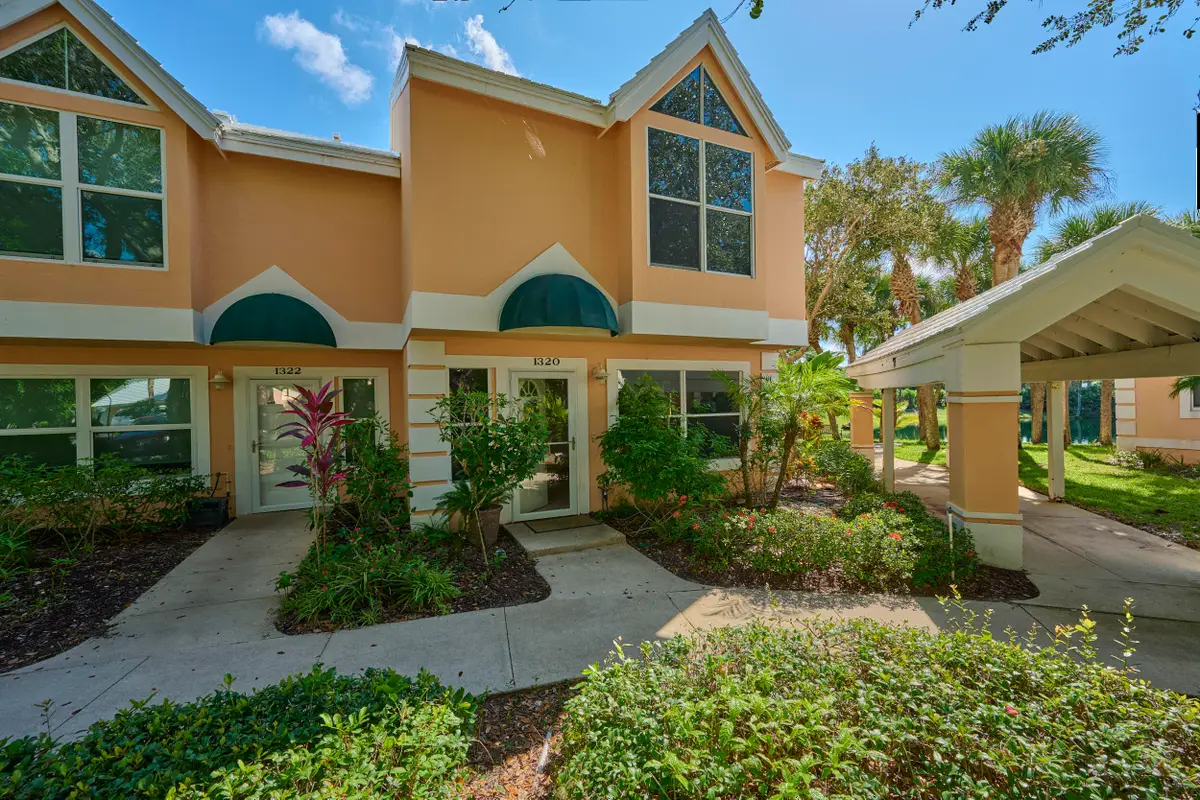 1320 Coral Park Lane Lane #301, Vero Beach, FL 32963 - #1