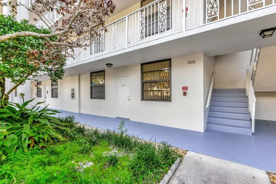 3630 Whitehall Drive #105, West Palm Beach, FL 33401 - #3